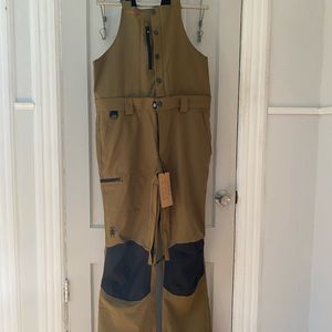Saga Outerwear mens XL snowboarding bibs “Military Olive” with detachable pants